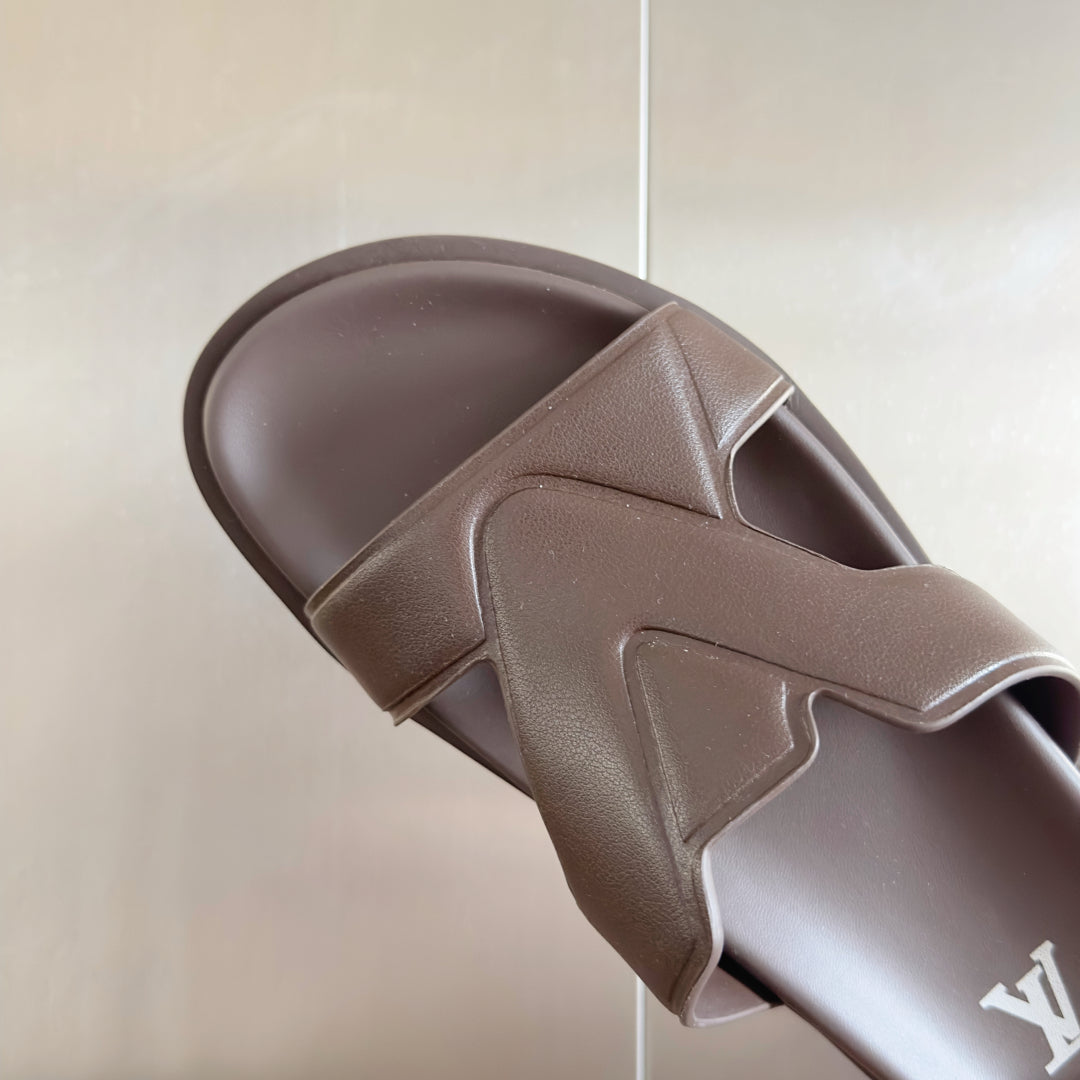 250501 New top-quality, simple and fashionable slippers