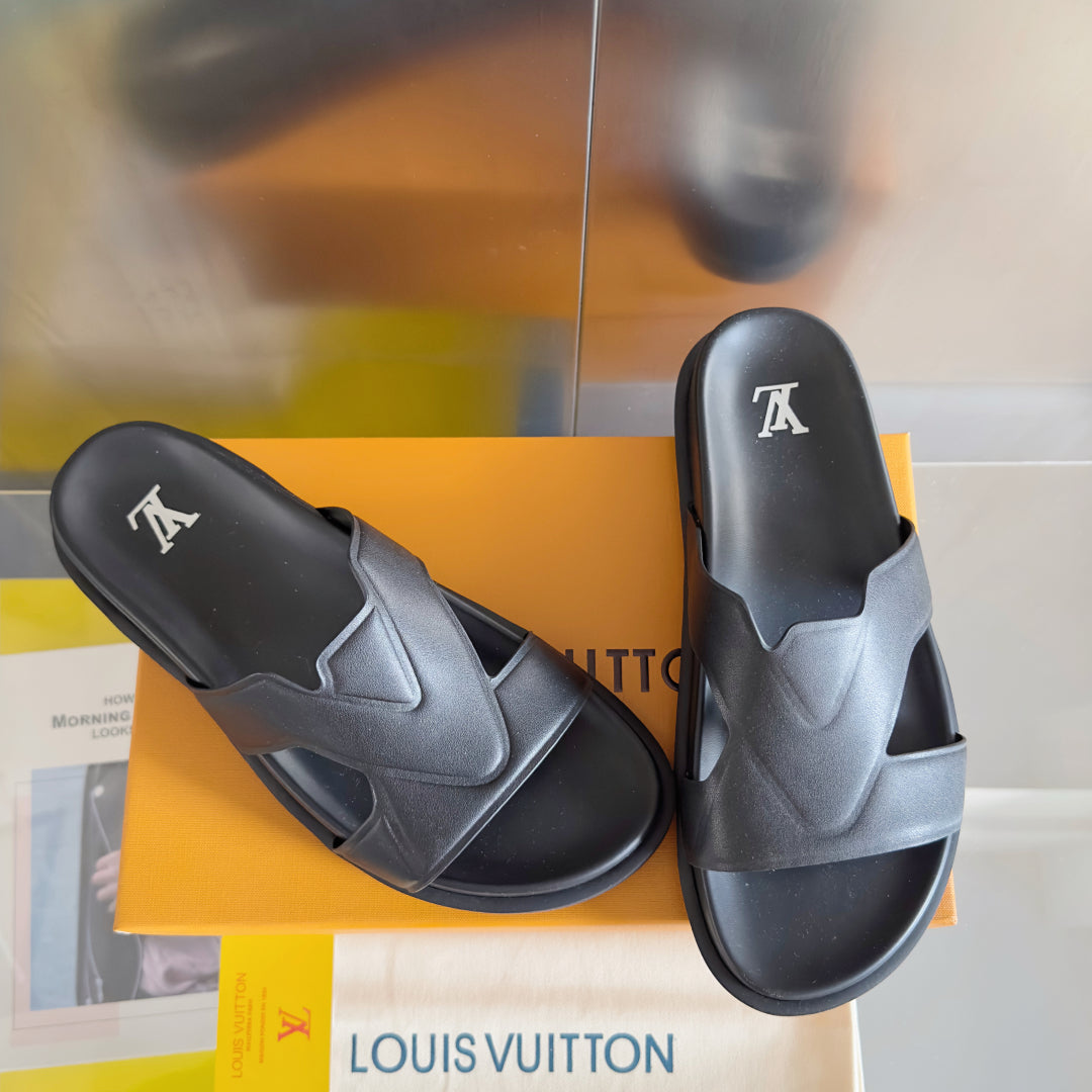 250501 New top-quality, simple and fashionable slippers