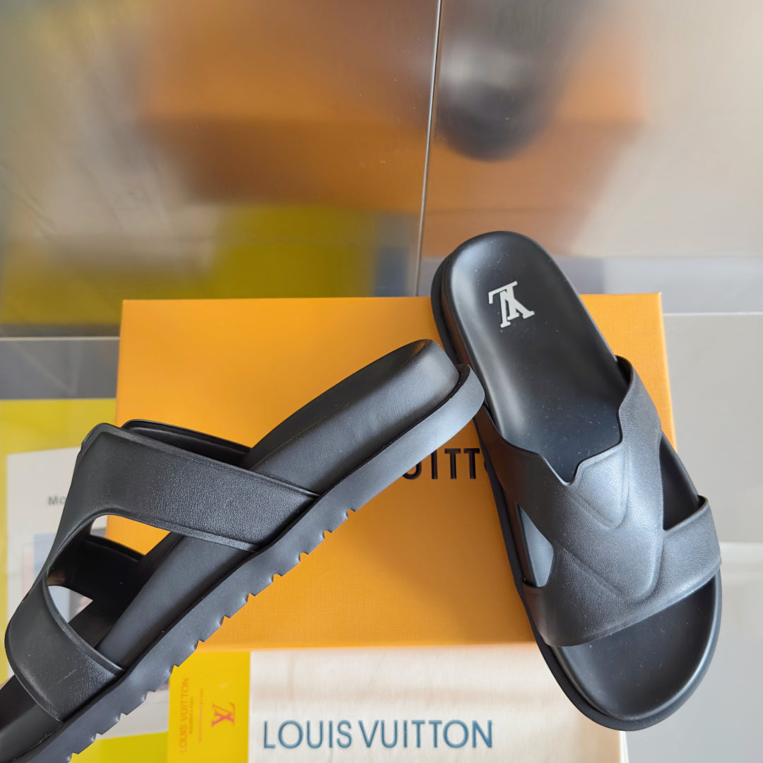 250501 New top-quality, simple and fashionable slippers