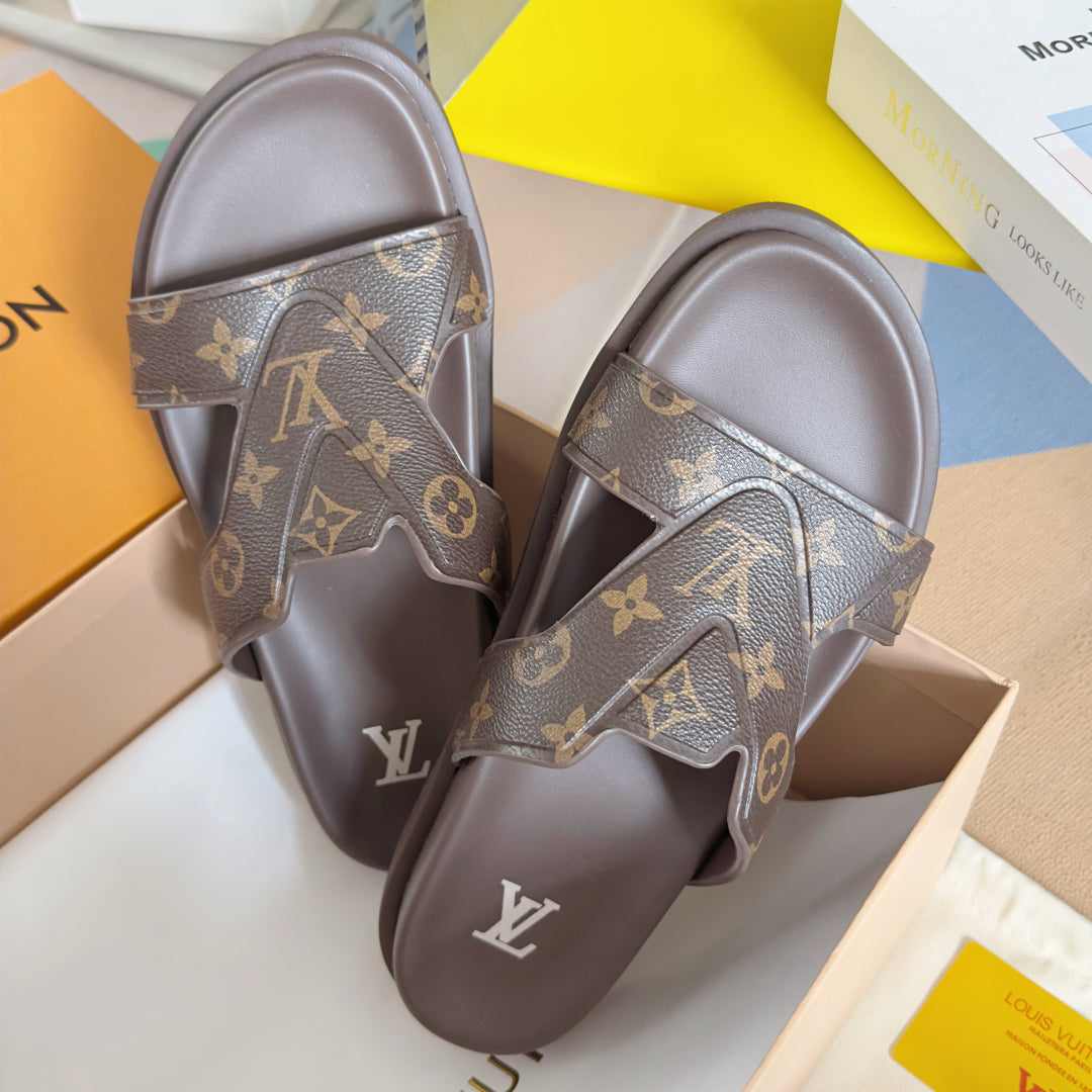 250501 New top-quality, simple and fashionable slippers