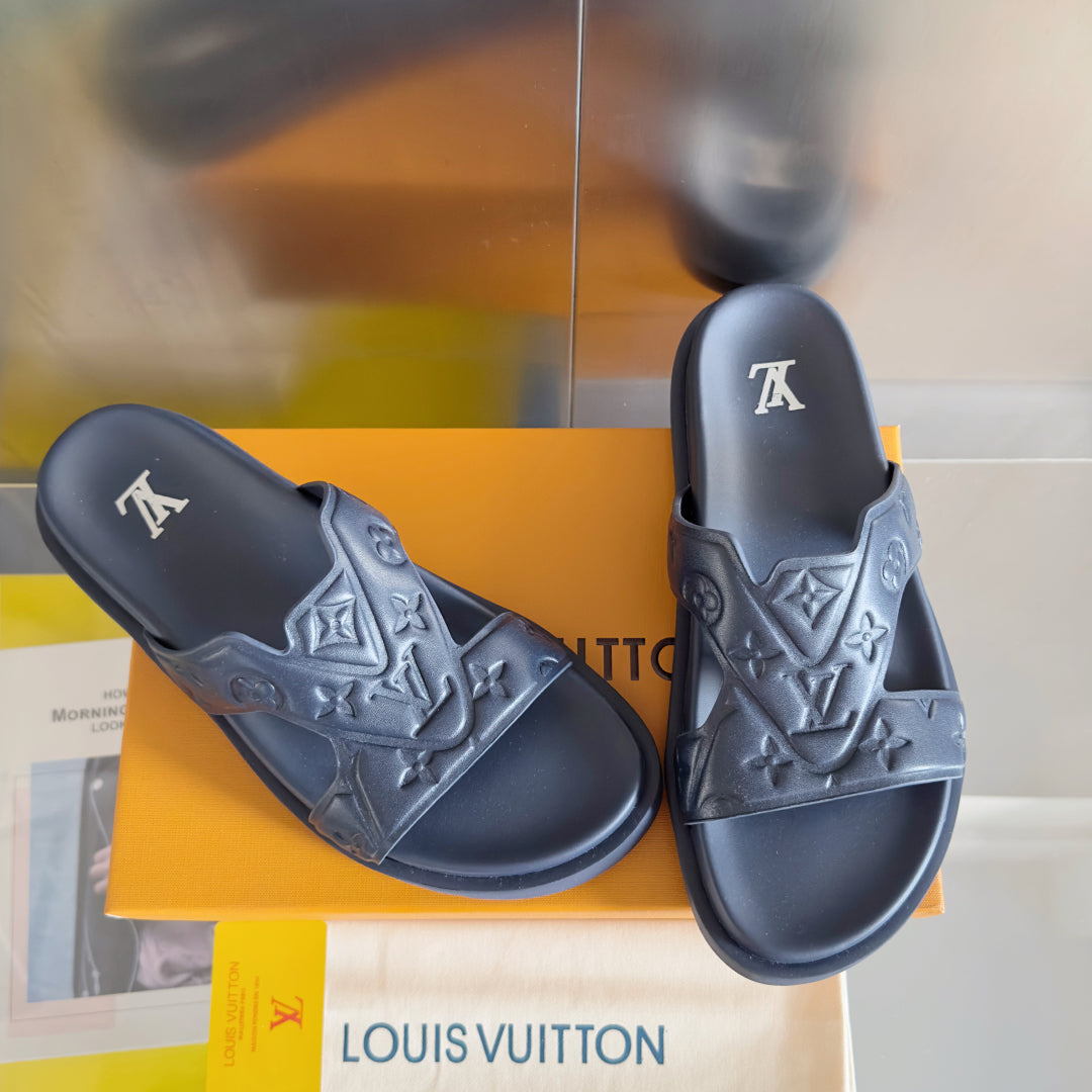250501 New top-quality, simple and fashionable slippers