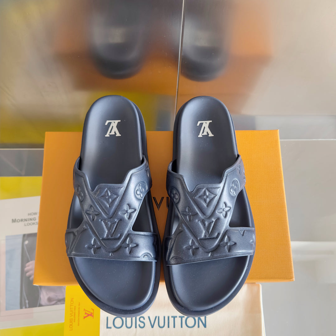 250501 New top-quality, simple and fashionable slippers