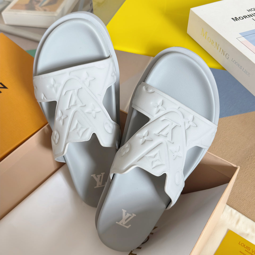 250501 New top-quality, simple and fashionable slippers