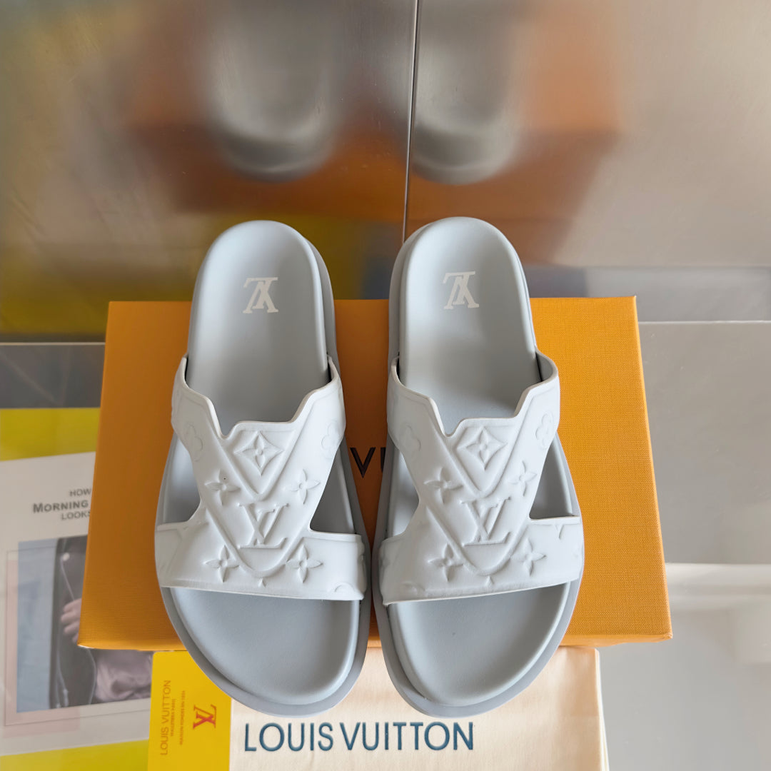 250501 New top-quality, simple and fashionable slippers
