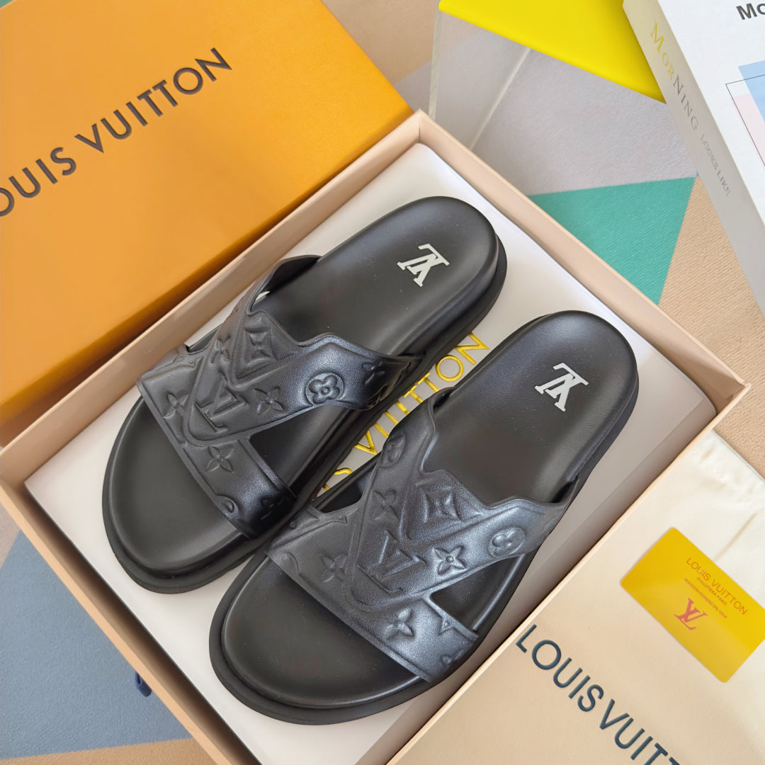 250501 New top-quality, simple and fashionable slippers
