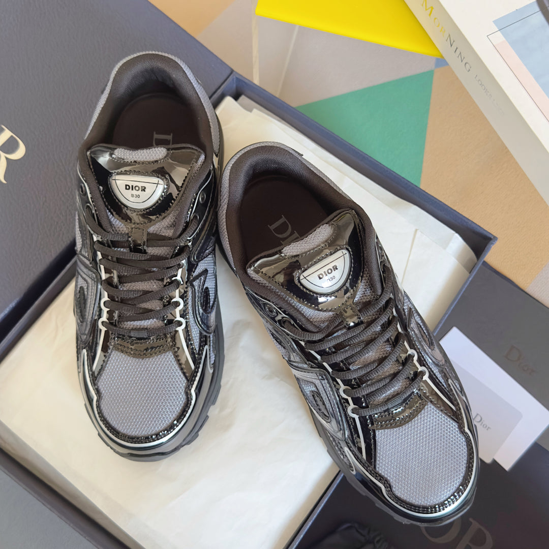 250507 New high-quality classic sports shoes