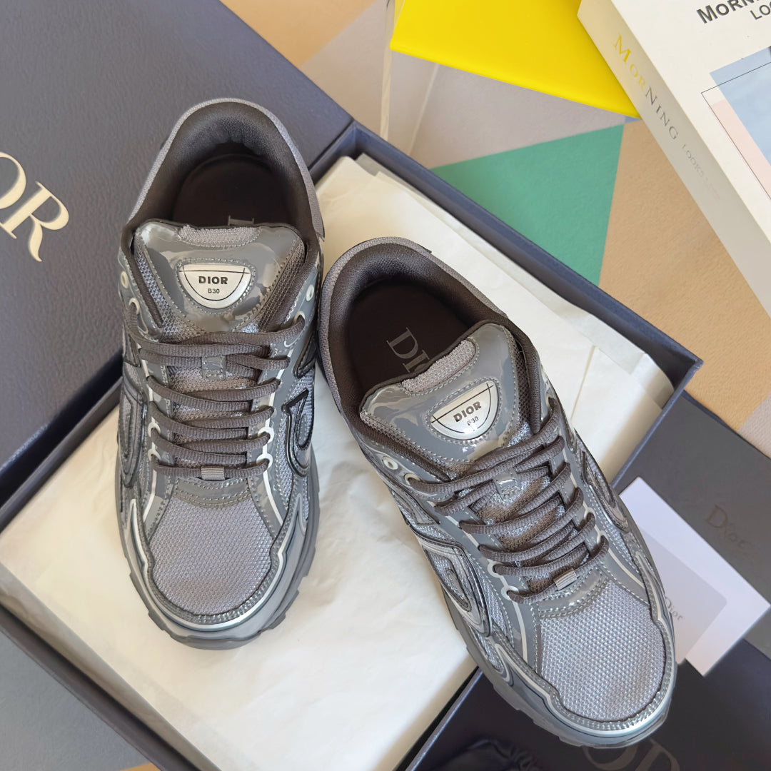 250507 New high-quality classic sports shoes