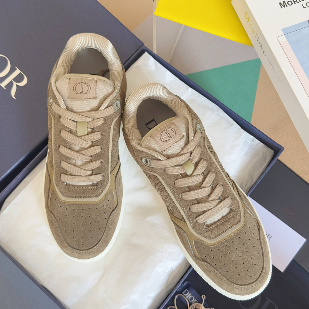 250507 New high-quality classic icon detail sneakers