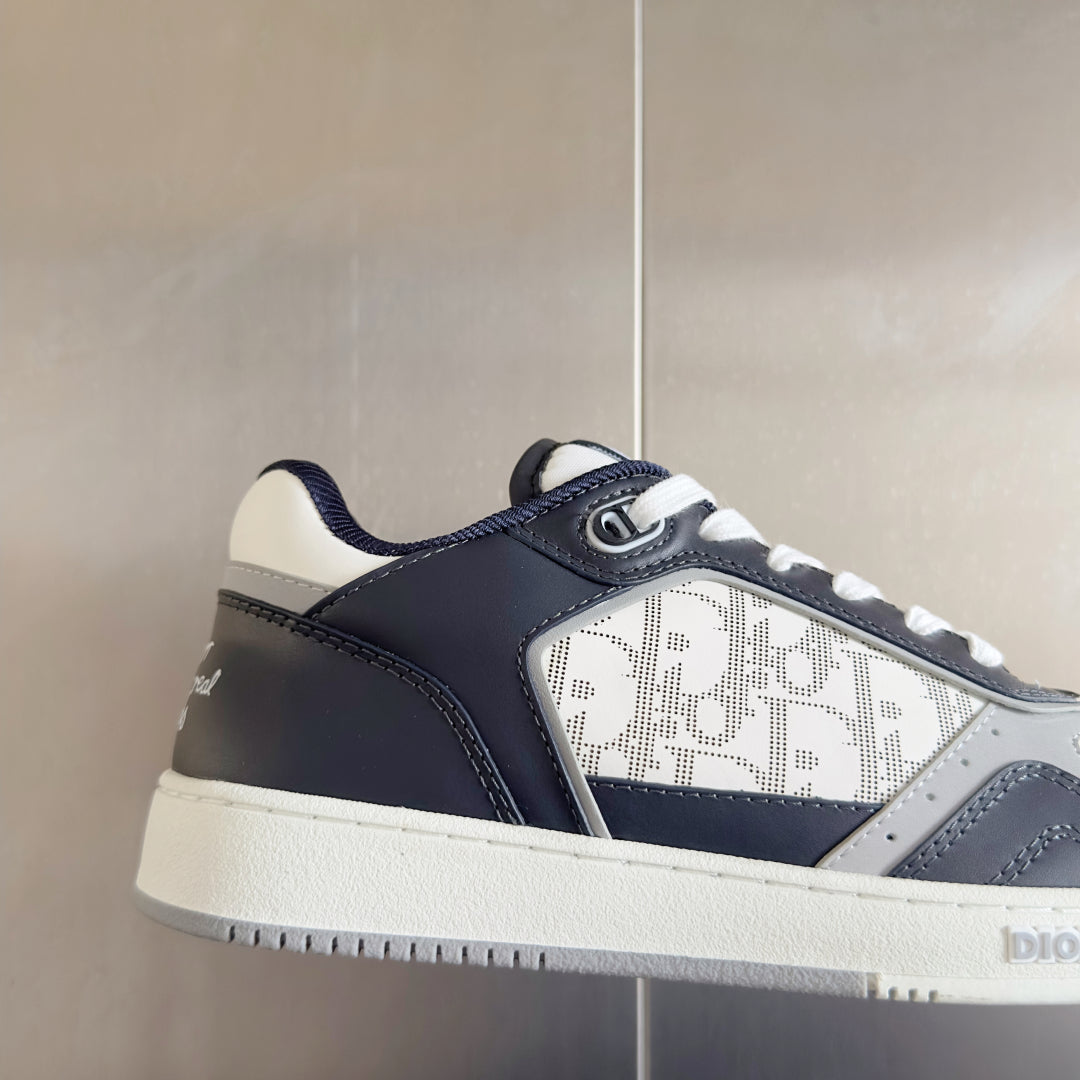 250507 New high-quality classic icon detail sneakers