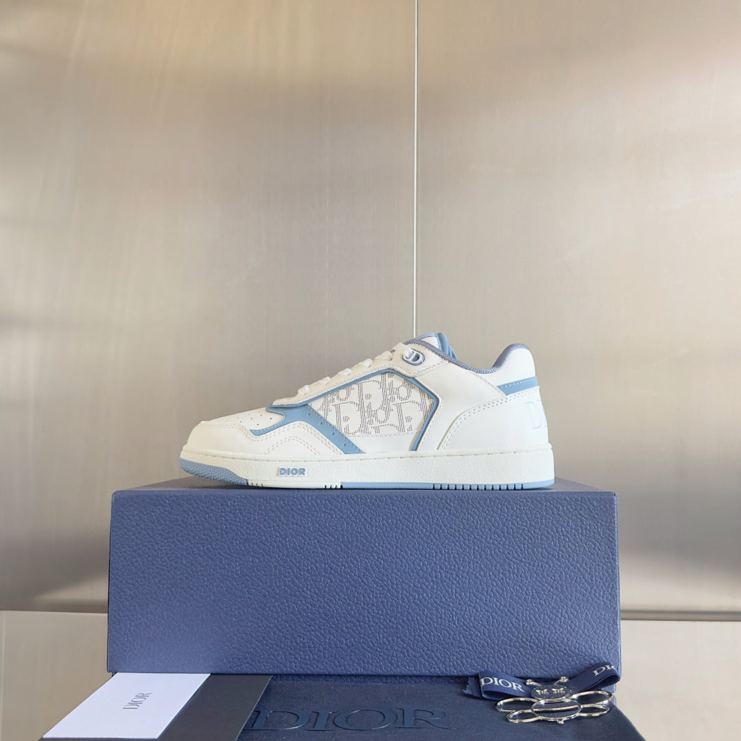 250507 New high-quality classic icon detail sneakers