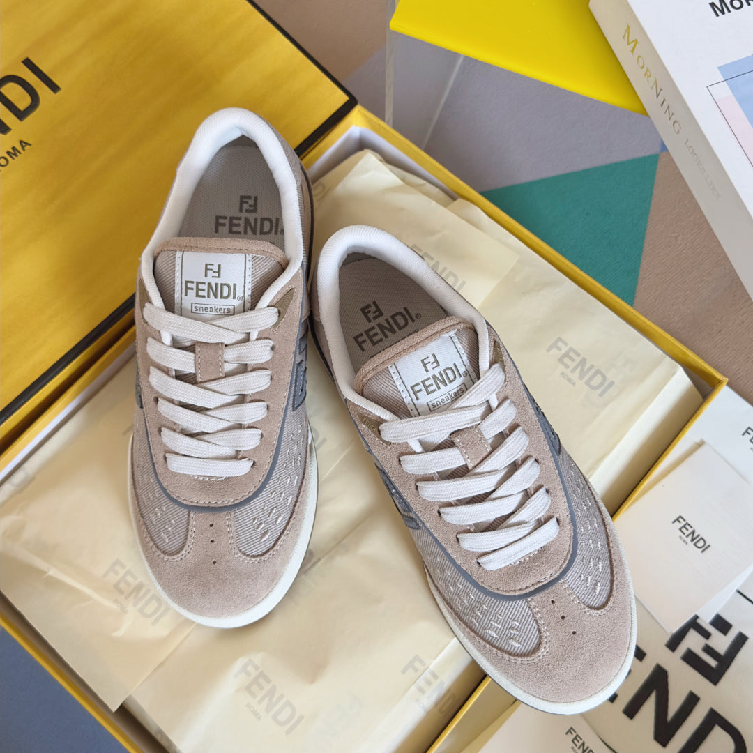 250507 New high-quality classic icon detail sneakers