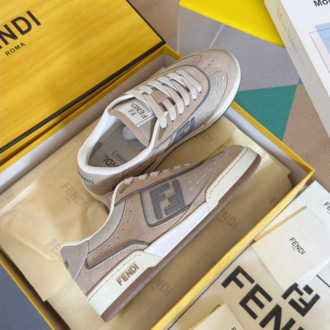 250507 New high-quality classic icon detail sneakers