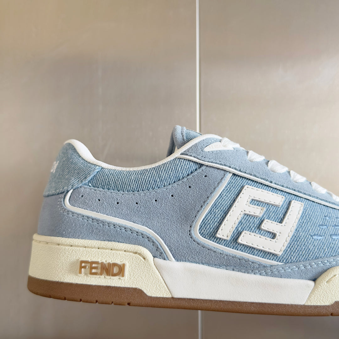 250507 New high-quality classic icon detail sneakers