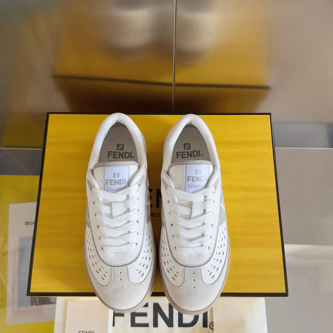 250507 New high-quality classic icon detail sneakers