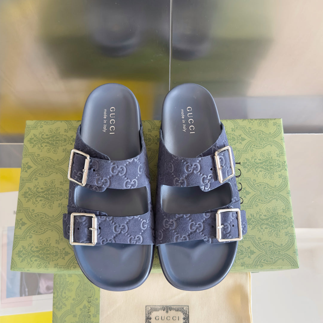 250507 New high-quality thick-soled embossed slippers