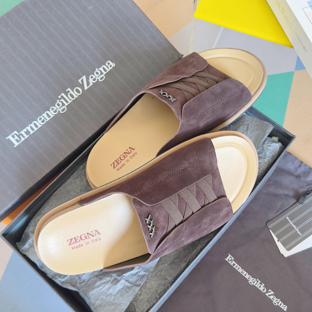 250513 New high-quality old Qian style slippers