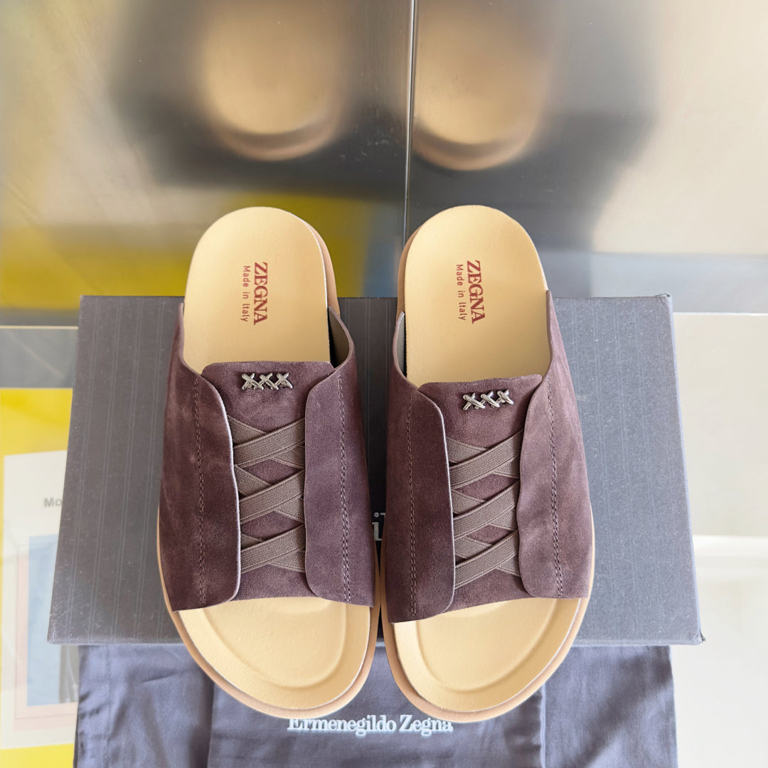250513 New high-quality old Qian style slippers