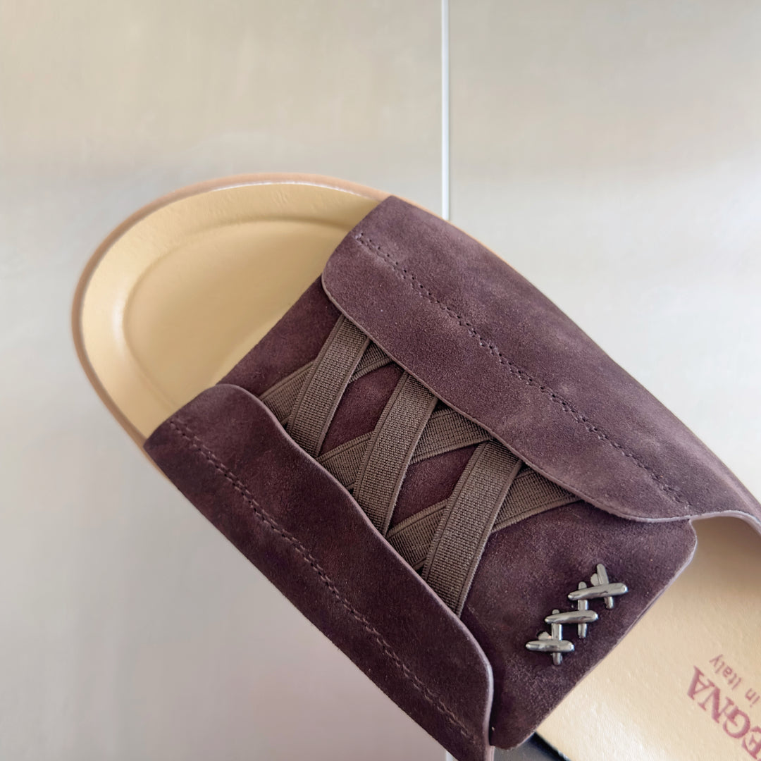 250513 New high-quality old Qian style slippers