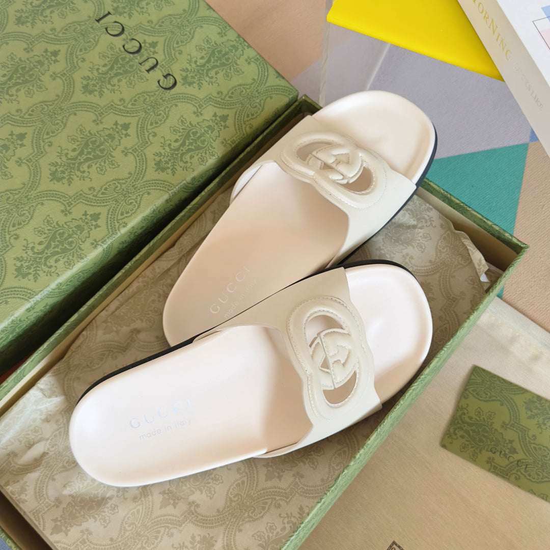 250513 New high-quality thick-soled classic signature slippers