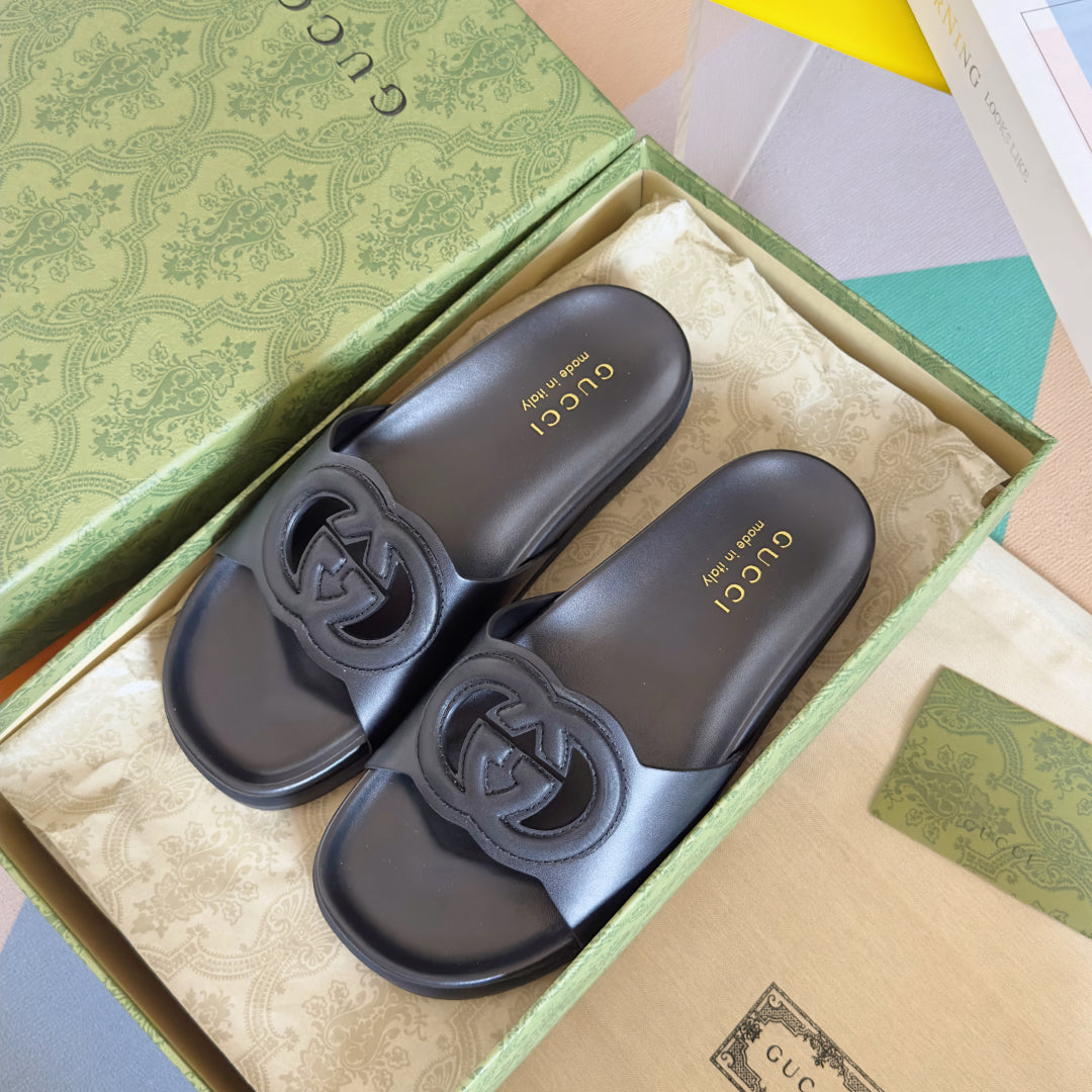 250513 New high-quality thick-soled classic signature slippers
