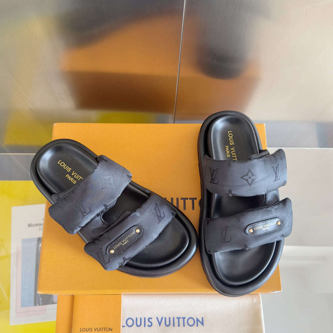 250513 New high-quality thick-soled Velcro slippers