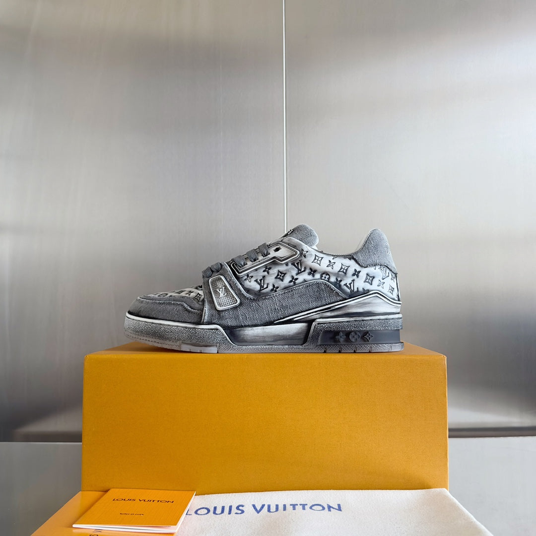 250513 New top-quality spray-painted casual and fashionable sneakers