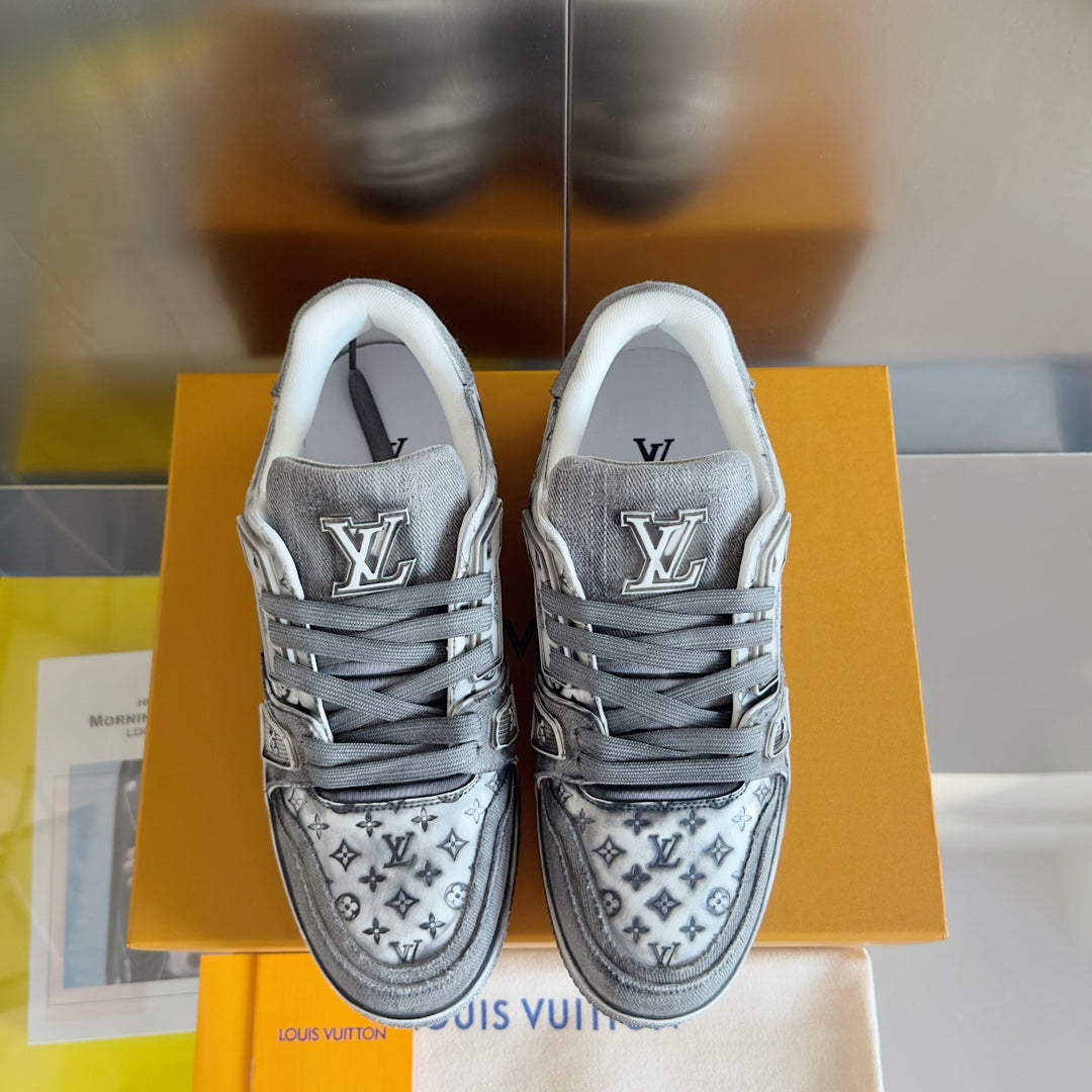 250513 New top-quality spray-painted casual and fashionable sneakers