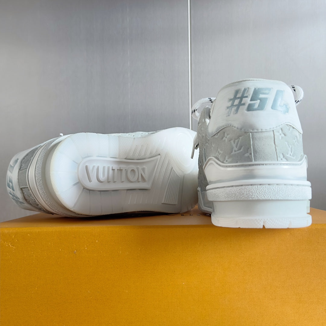 250513 New top-quality spray-painted casual and fashionable sneakers