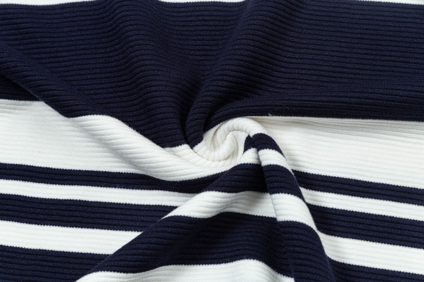 250513 New high-quality striped fashionable POLO shirt