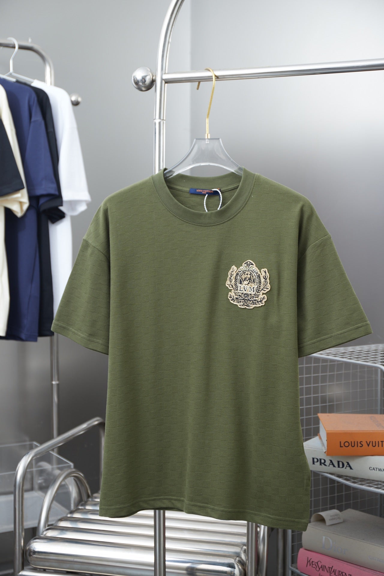 250513 New checkered jacquard crown embroidered T-shirt