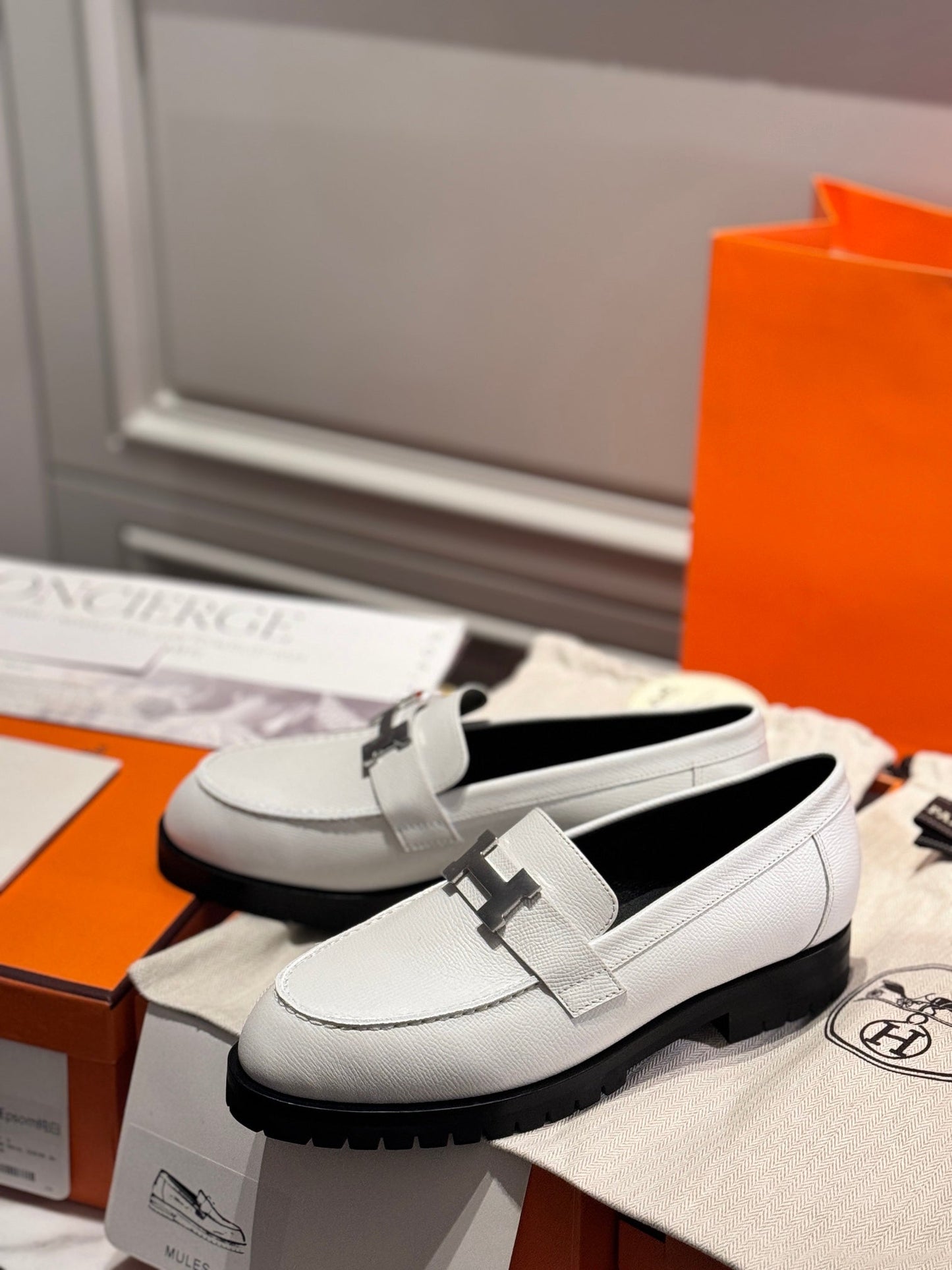 250527 New high-quality classic retro thick-soled loafers