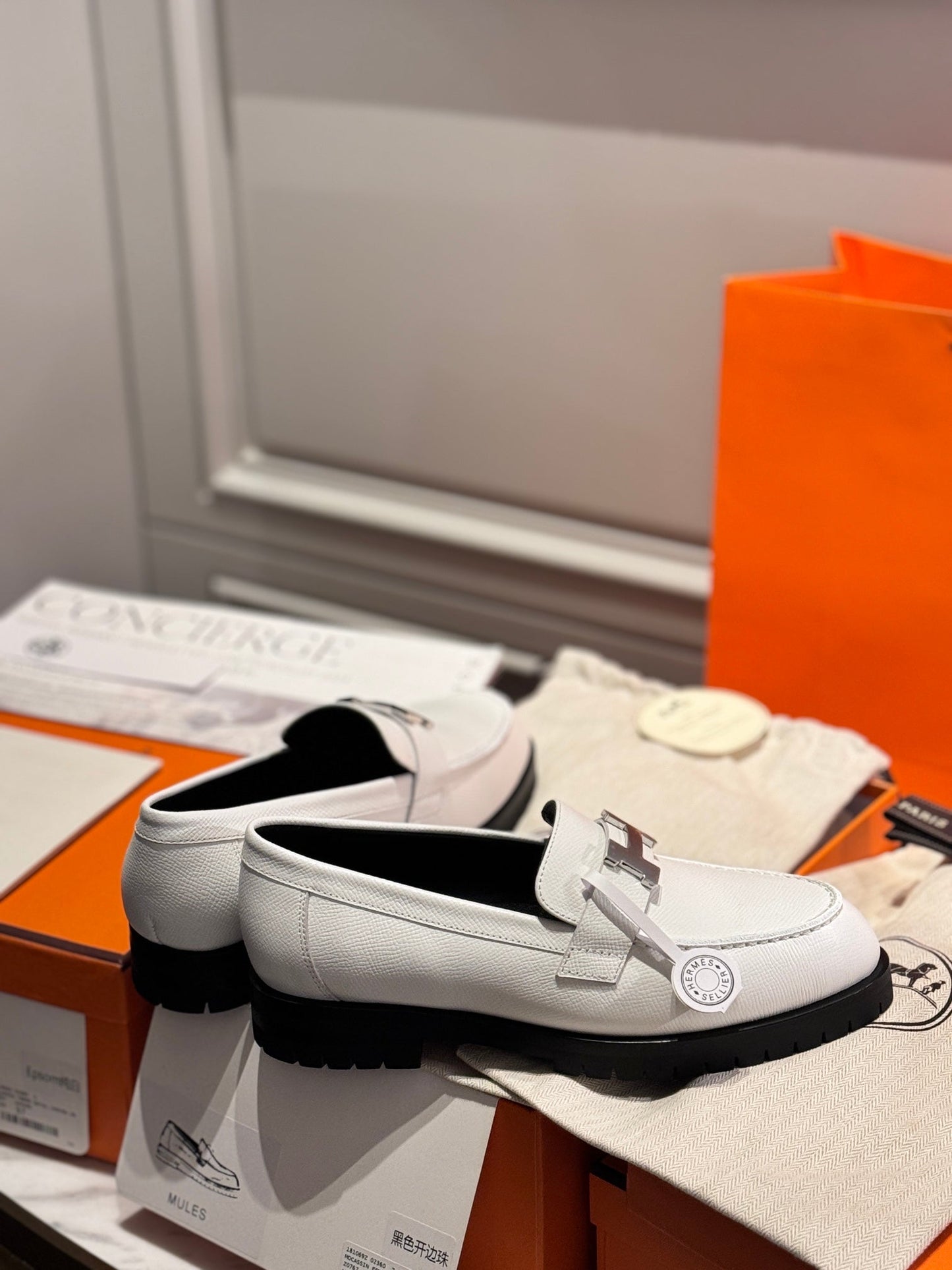 250527 New high-quality classic retro thick-soled loafers