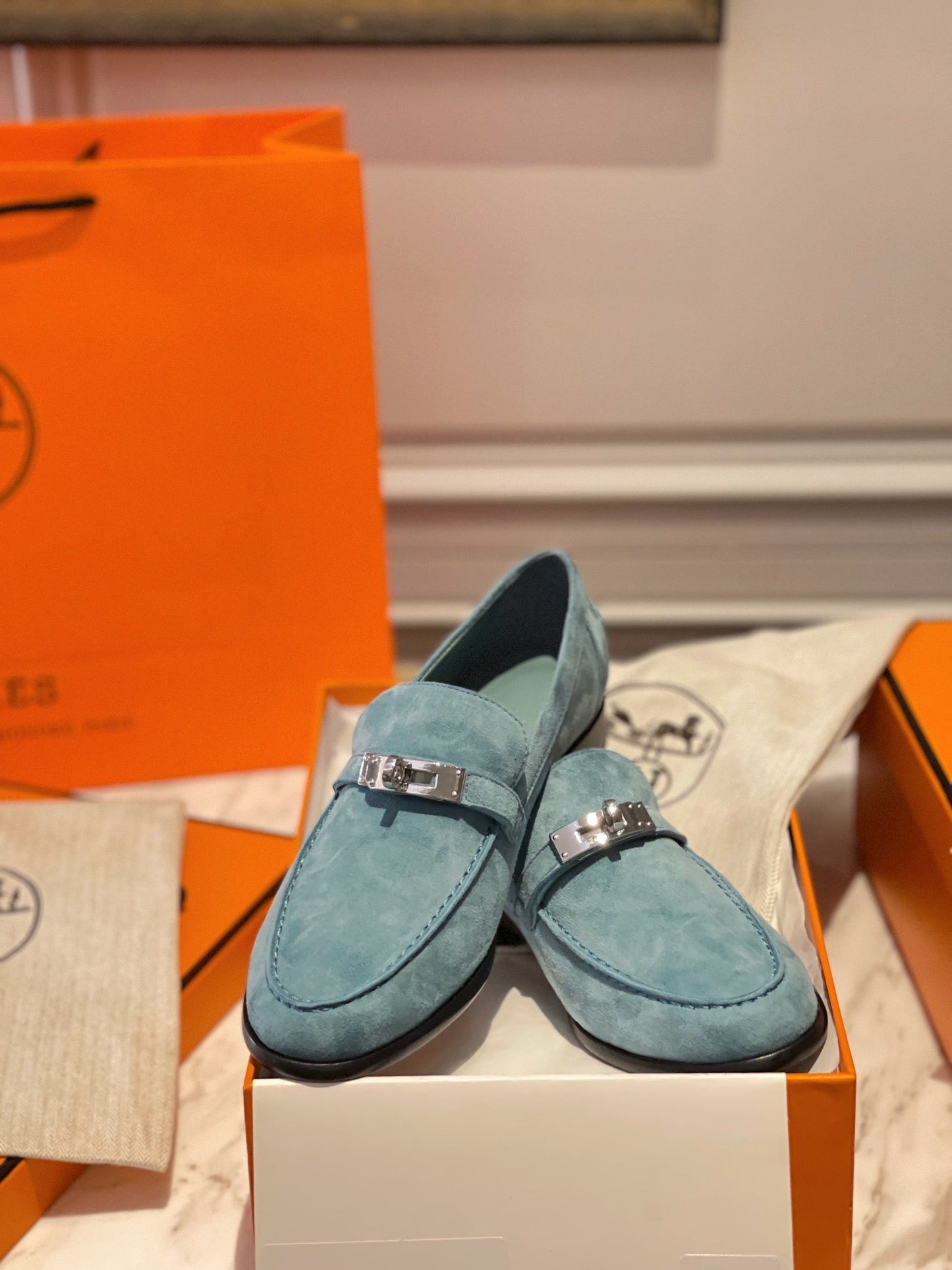 250527 New high-quality classic retro thick-soled loafers