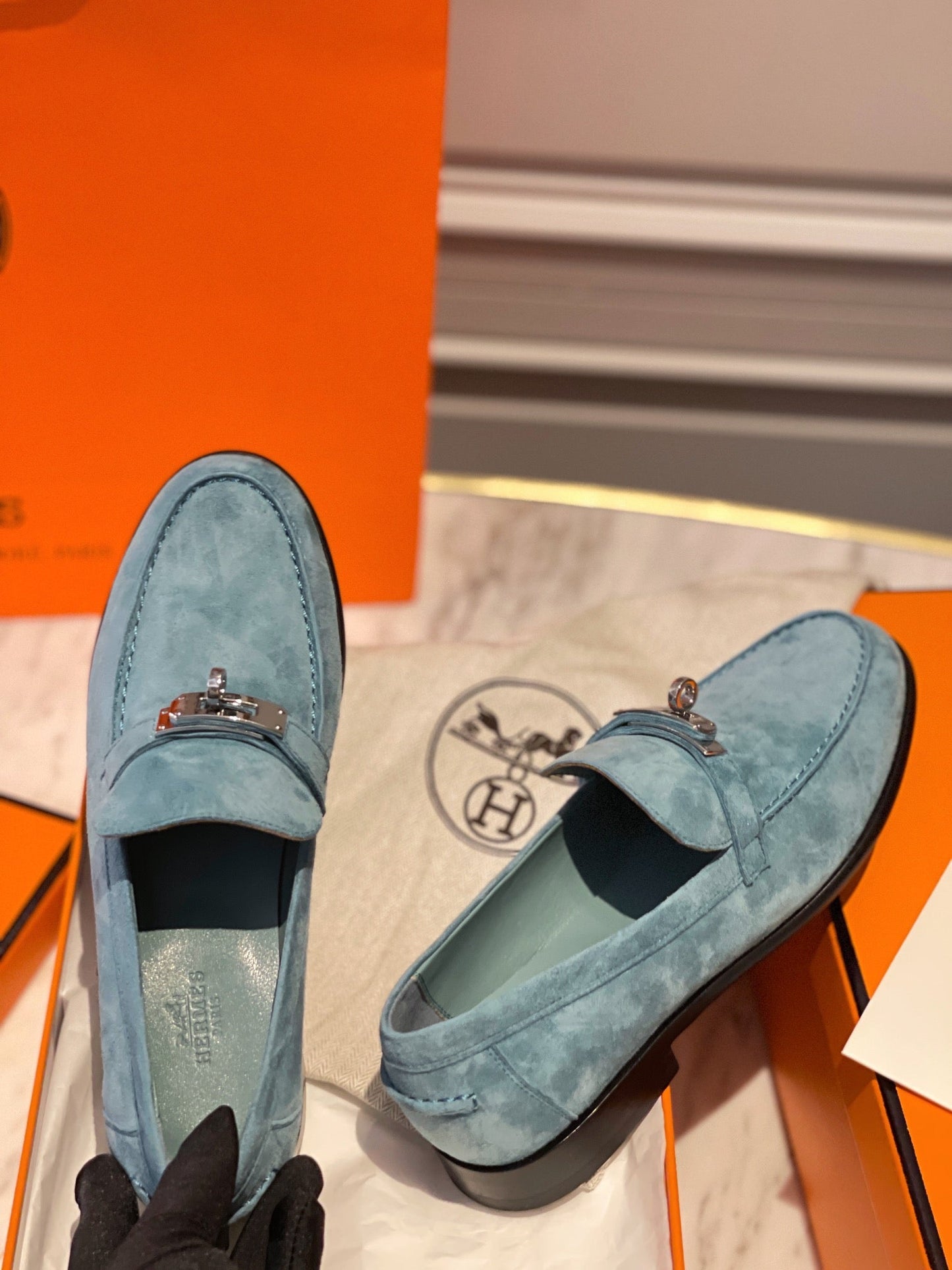 250527 New high-quality classic retro thick-soled loafers