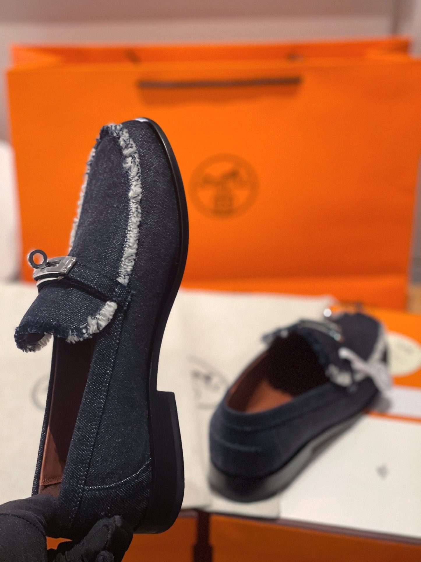250527 New high-quality classic retro thick-soled loafers