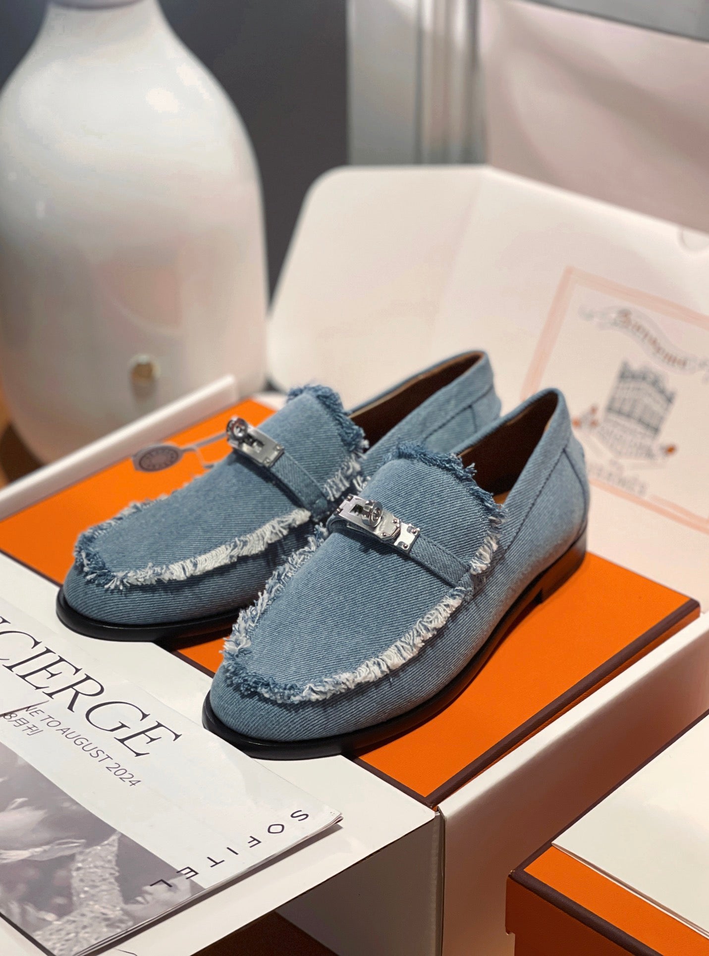250527 New high-quality classic retro thick-soled loafers