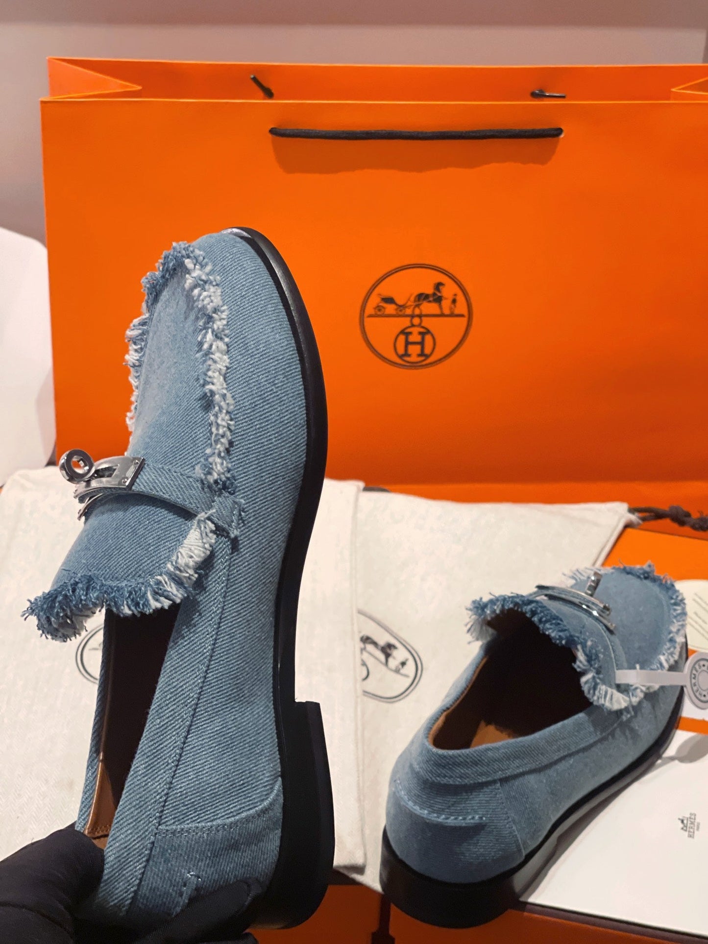 250527 New high-quality classic retro thick-soled loafers