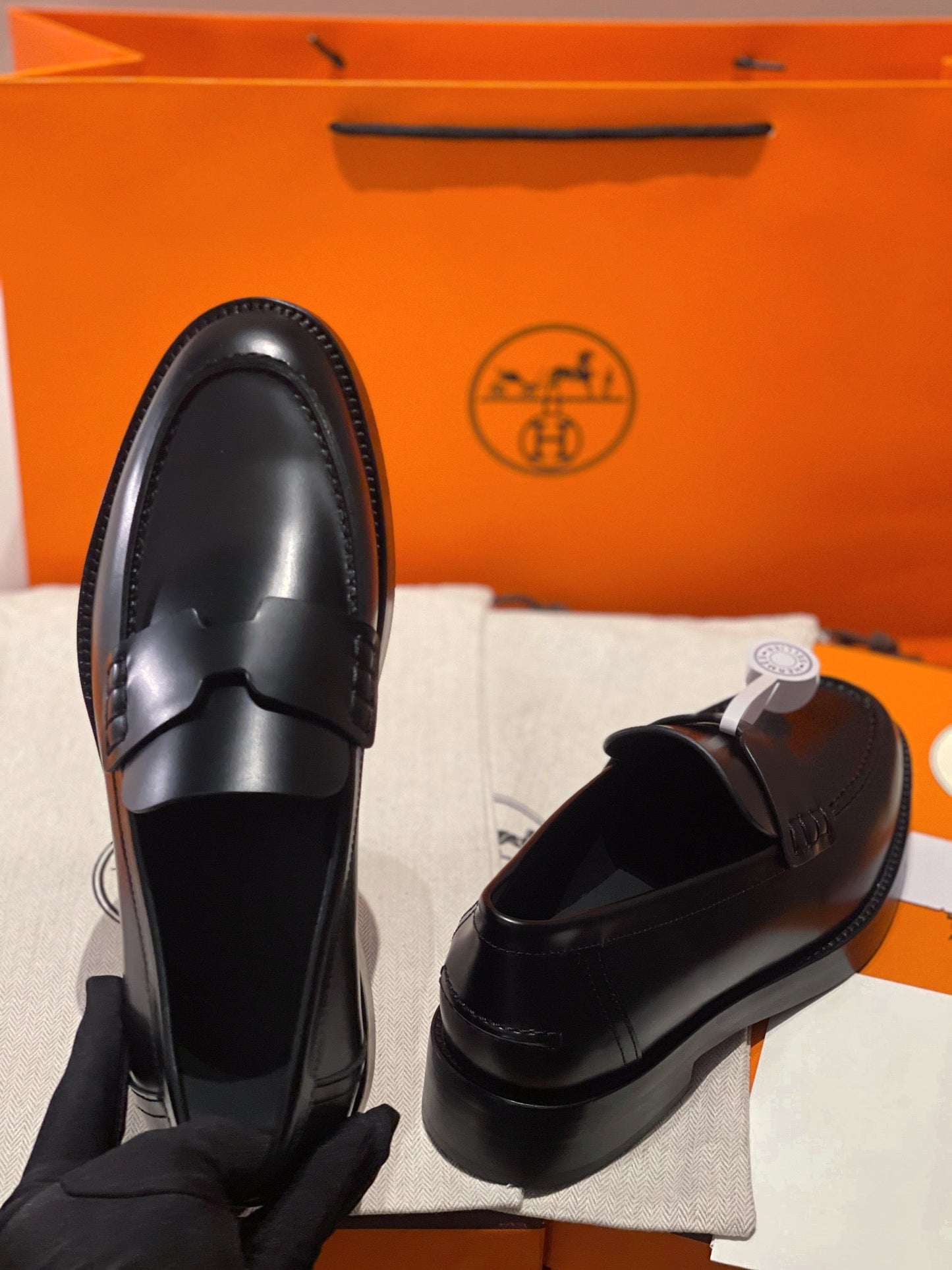 250527 New high-quality classic retro thick-soled loafers