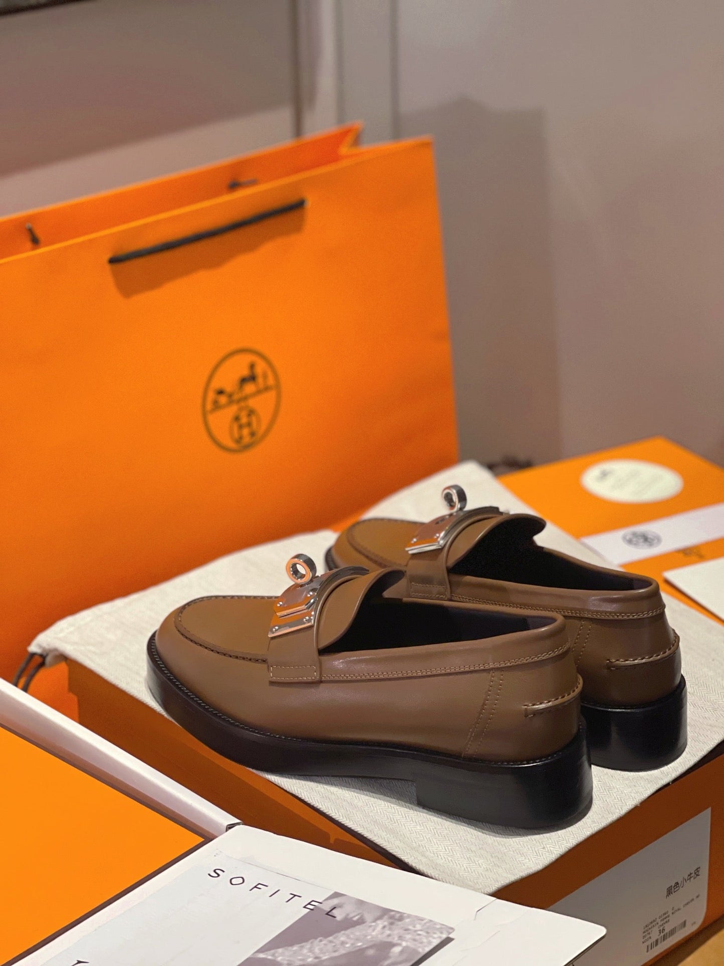 250527 New high-quality classic retro thick-soled loafers