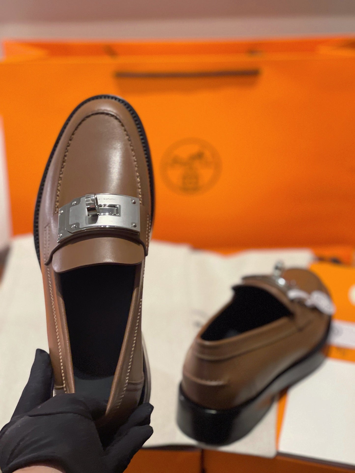 250527 New high-quality classic retro thick-soled loafers