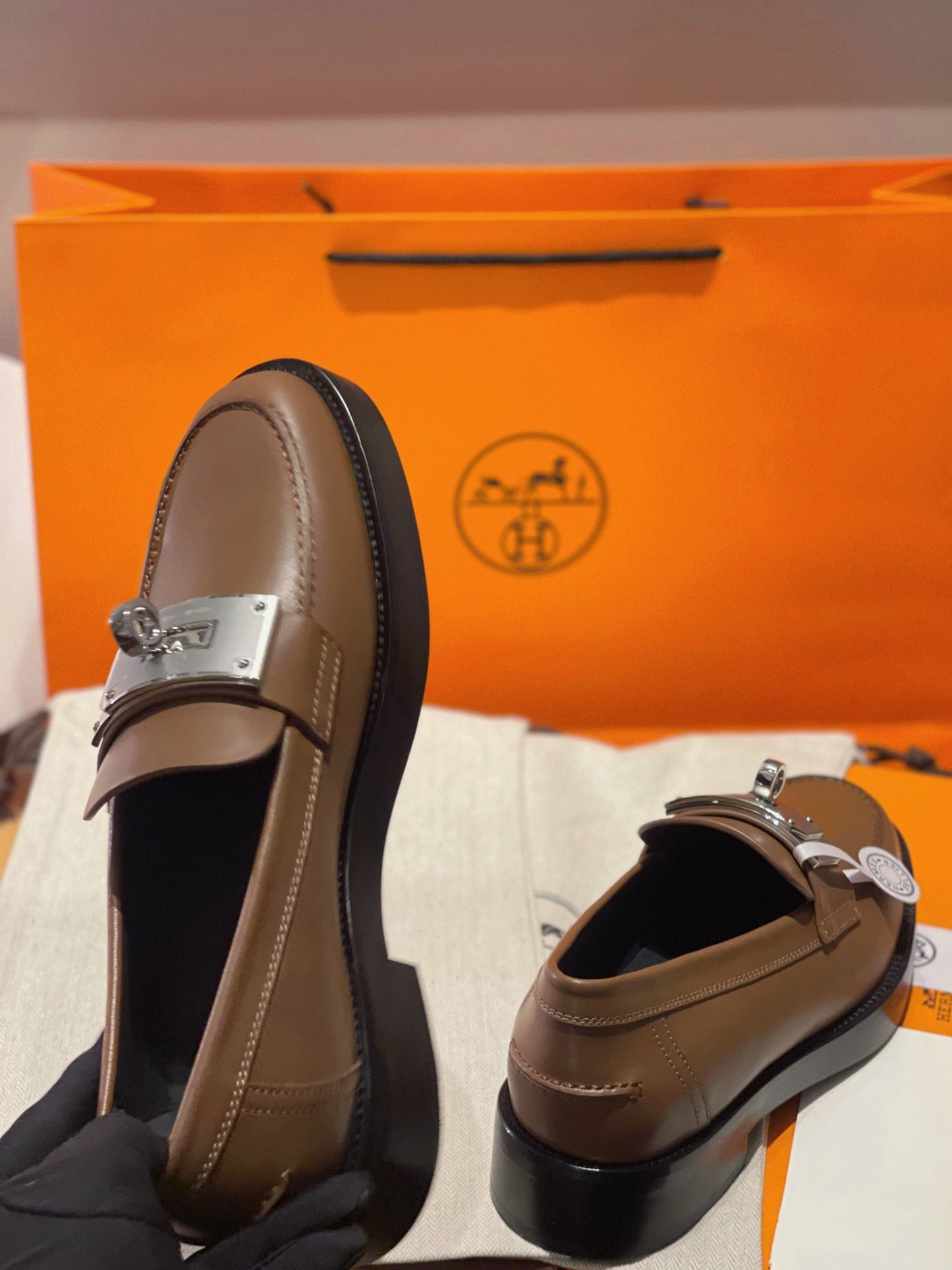250527 New high-quality classic retro thick-soled loafers