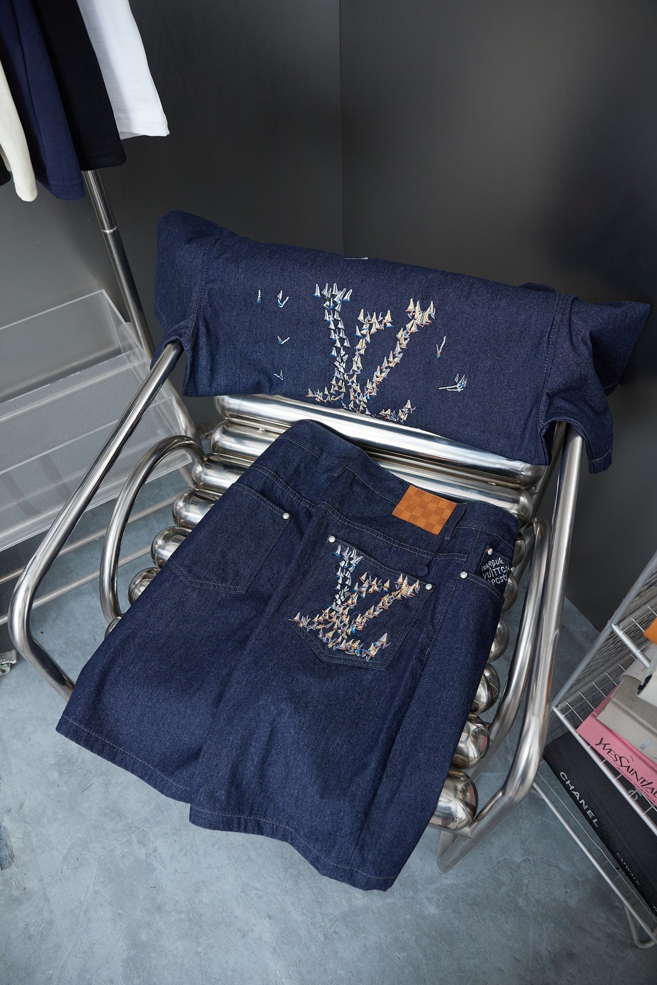 250604 New high-end letter-embroidered denim shorts