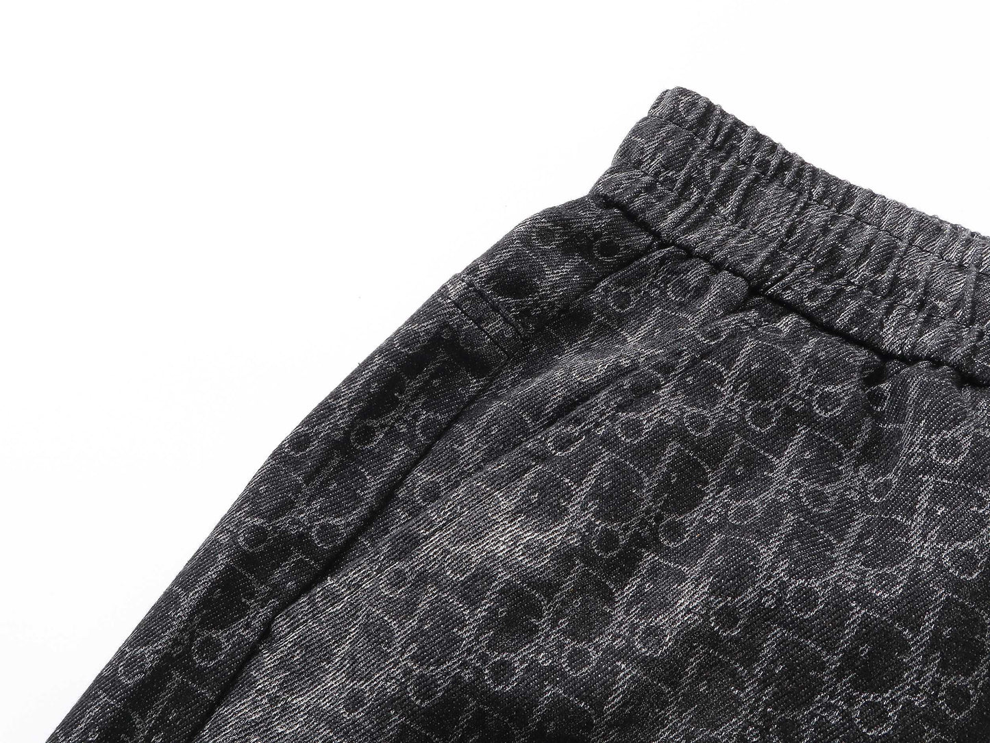 250604 New dark-patterned full-print jacquard knitted shorts