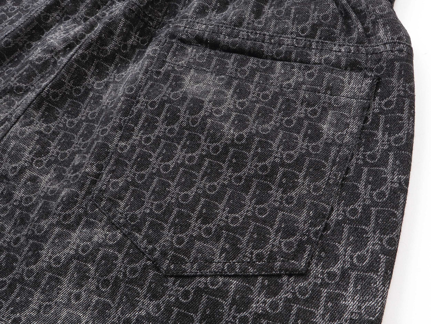 250604 New dark-patterned full-print jacquard knitted shorts