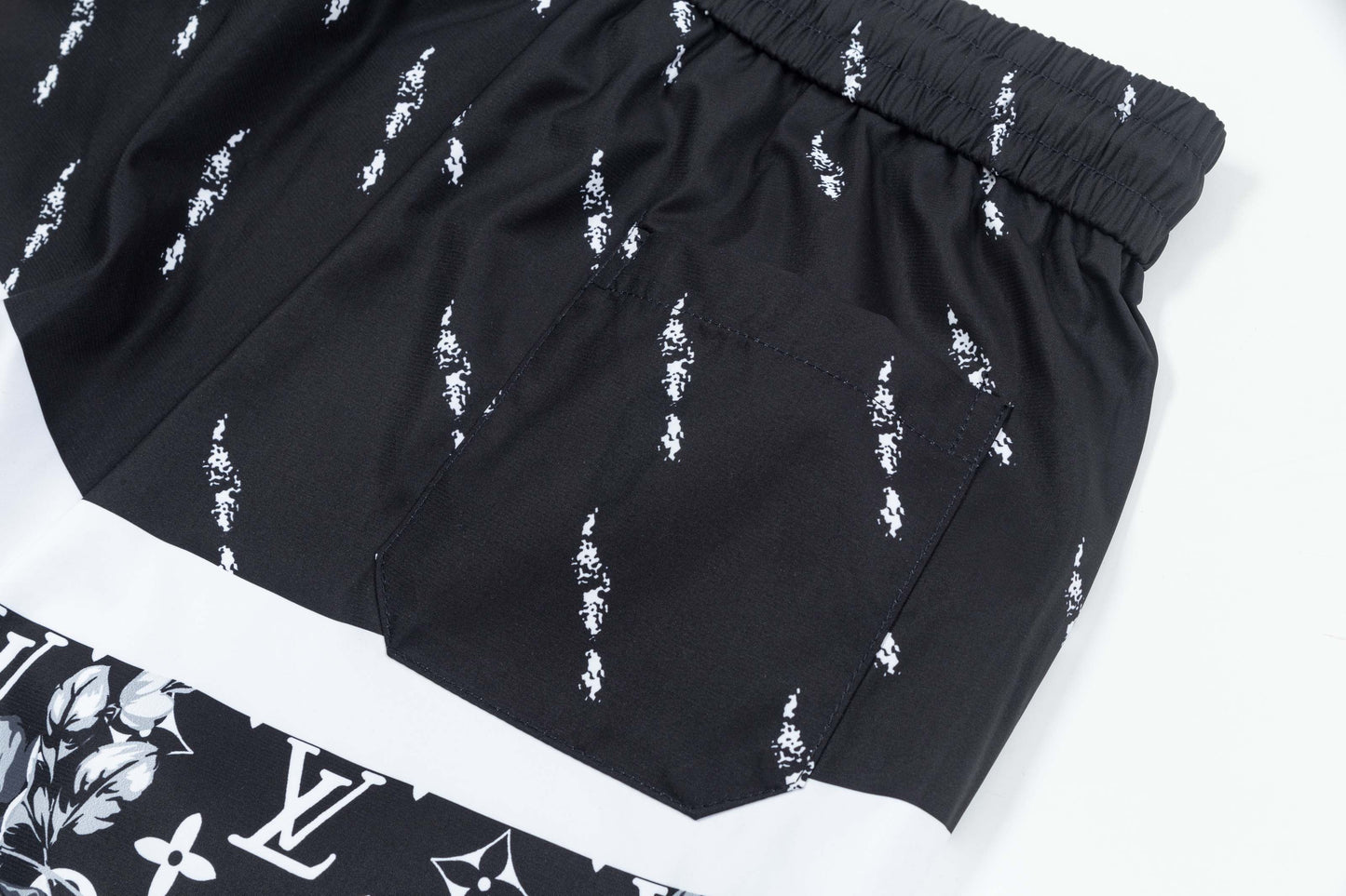 250604 New quick-drying beach shorts