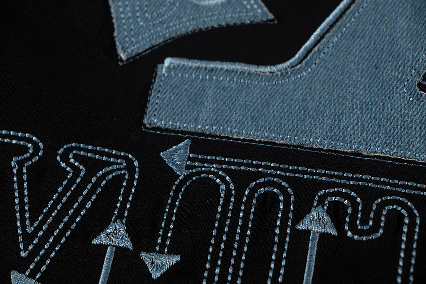 250604 New jacquard embroidery heavy work T-shirt