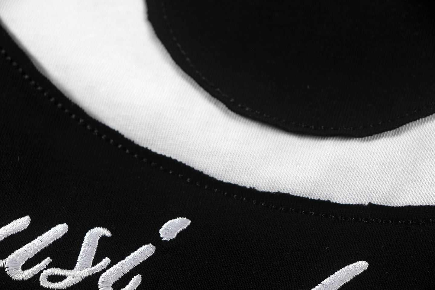 250614 New high-quality embroidered patch T-shirt
