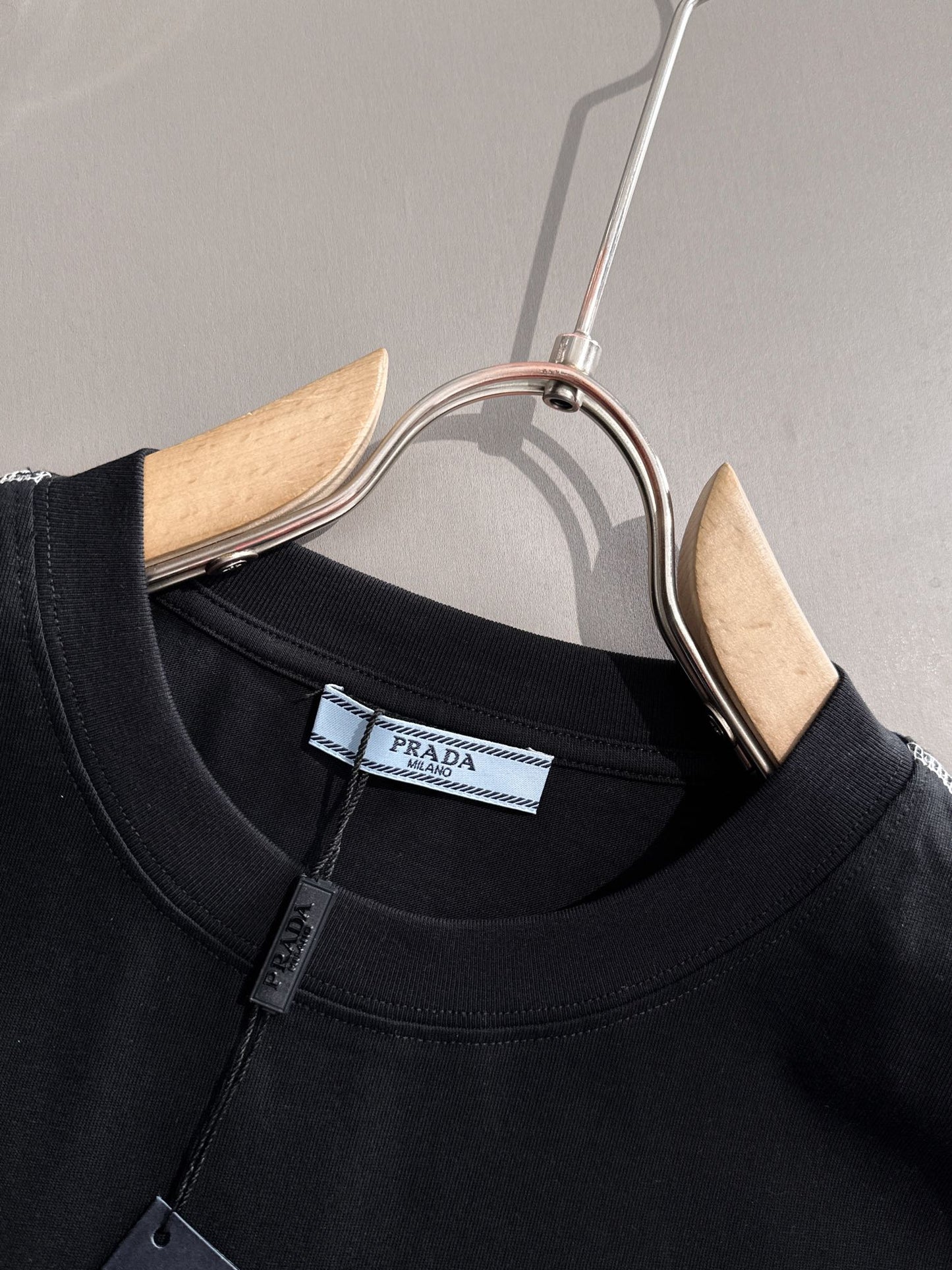 250614 New high-quality embroidered patchwork T-shirt