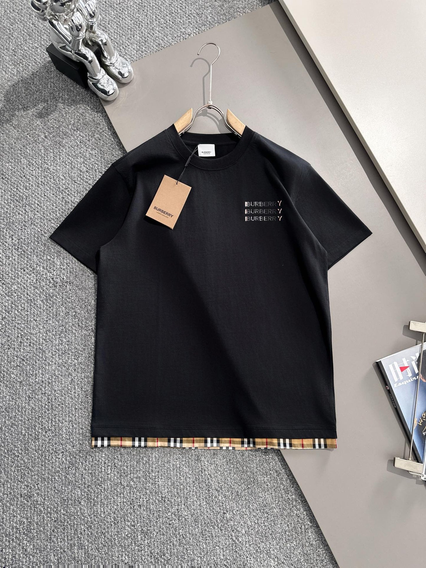 250614 New high-quality embroidered patchwork T-shirt