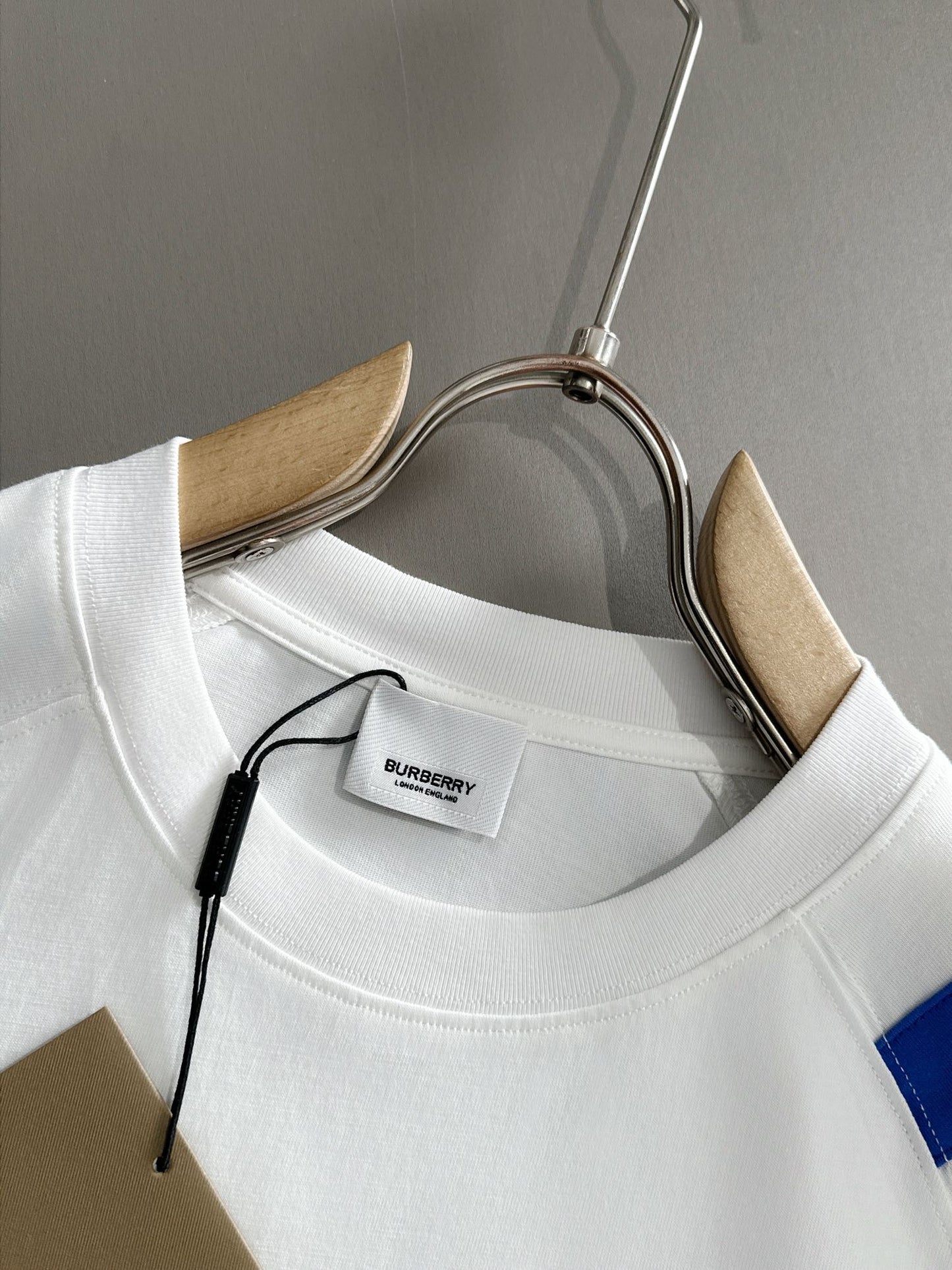 250614 New high-quality embroidered patchwork T-shirt